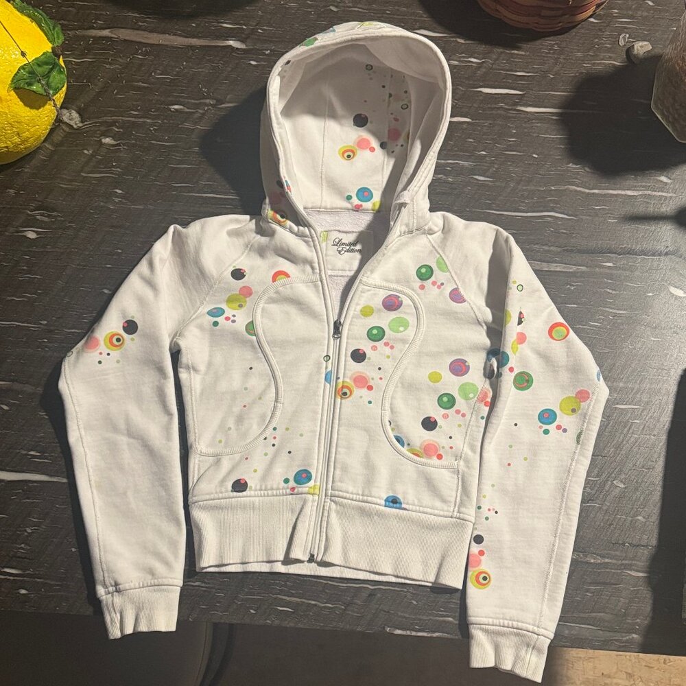 EXTREMELY RARE Lululemon Scuba Hoodie - Bubble Dot design